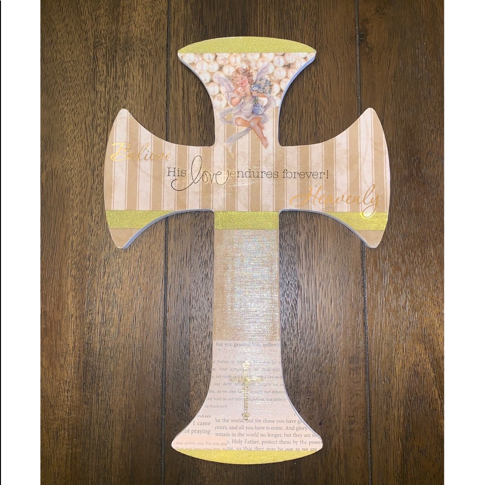 Tan and lime green cross